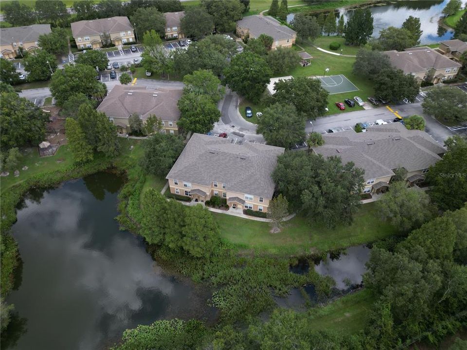 For Sale: $160,000 (2 beds, 2 baths, 1029 Square Feet)