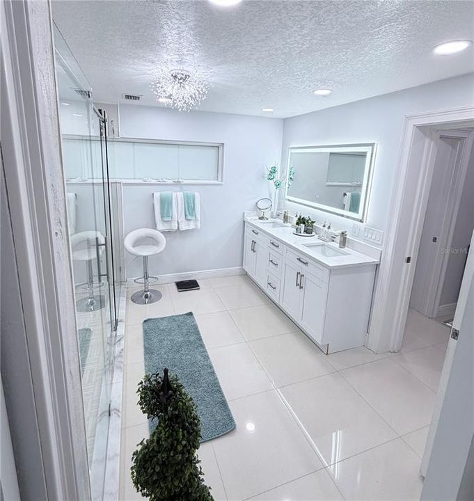 For Sale: $820,000 (6 beds, 3 baths, 3267 Square Feet)
