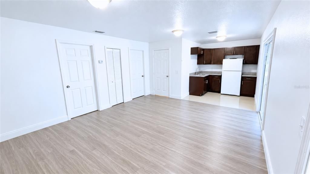 For Sale: $820,000 (6 beds, 3 baths, 3267 Square Feet)