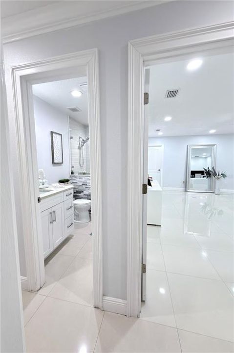 For Sale: $820,000 (6 beds, 3 baths, 3267 Square Feet)