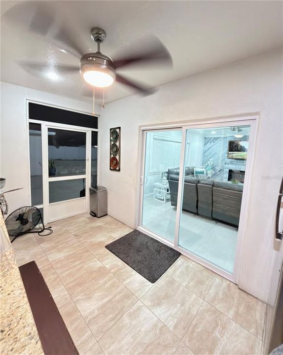 For Sale: $820,000 (6 beds, 3 baths, 3267 Square Feet)