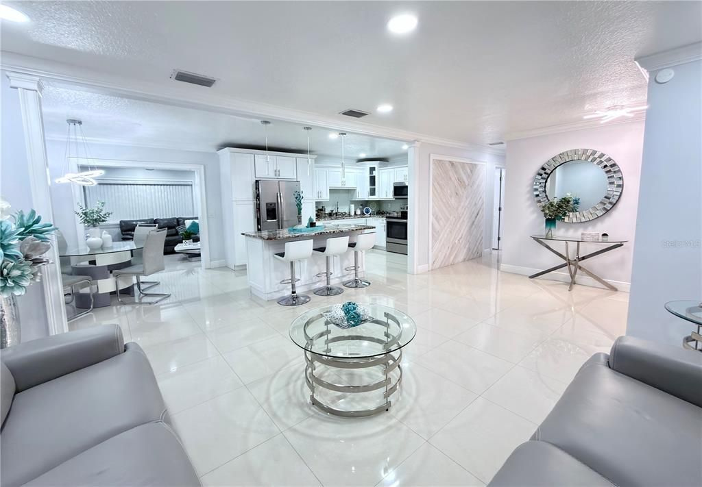 For Sale: $820,000 (6 beds, 3 baths, 3267 Square Feet)