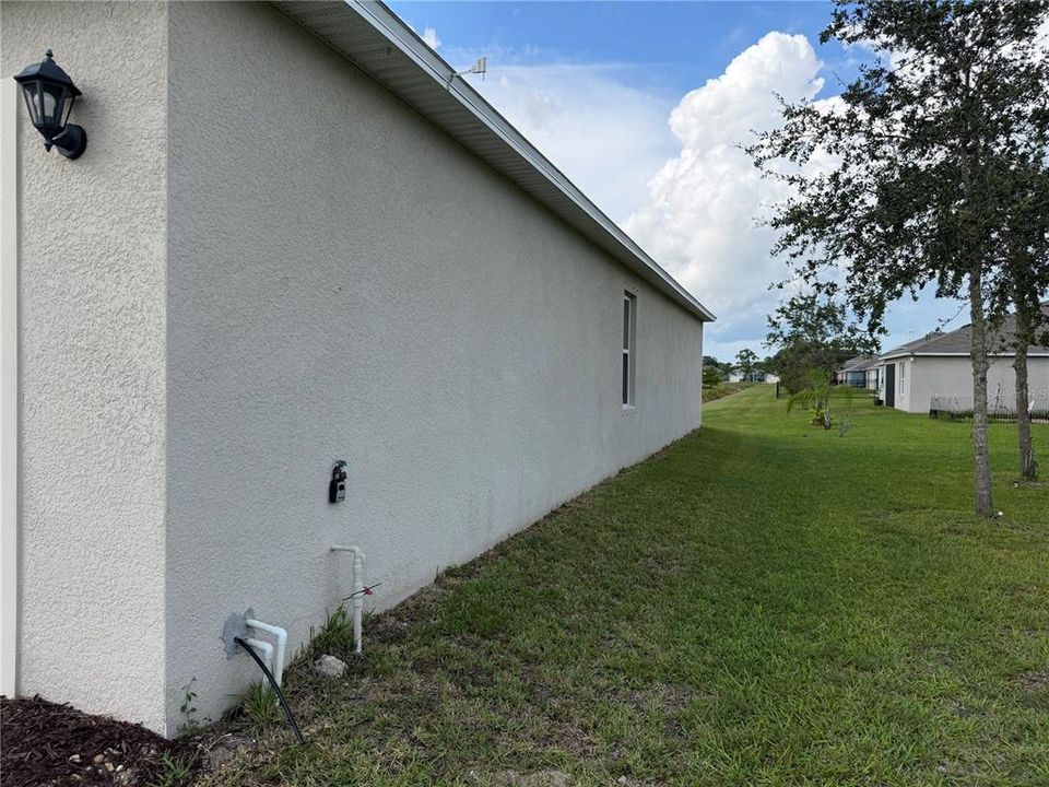 En Venta: $299,900 (4 camas, 2 baños, 1846 Pies cuadrados)