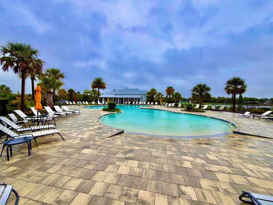 For Rent: $2,250 (3 beds, 2 baths, 1608 Square Feet)