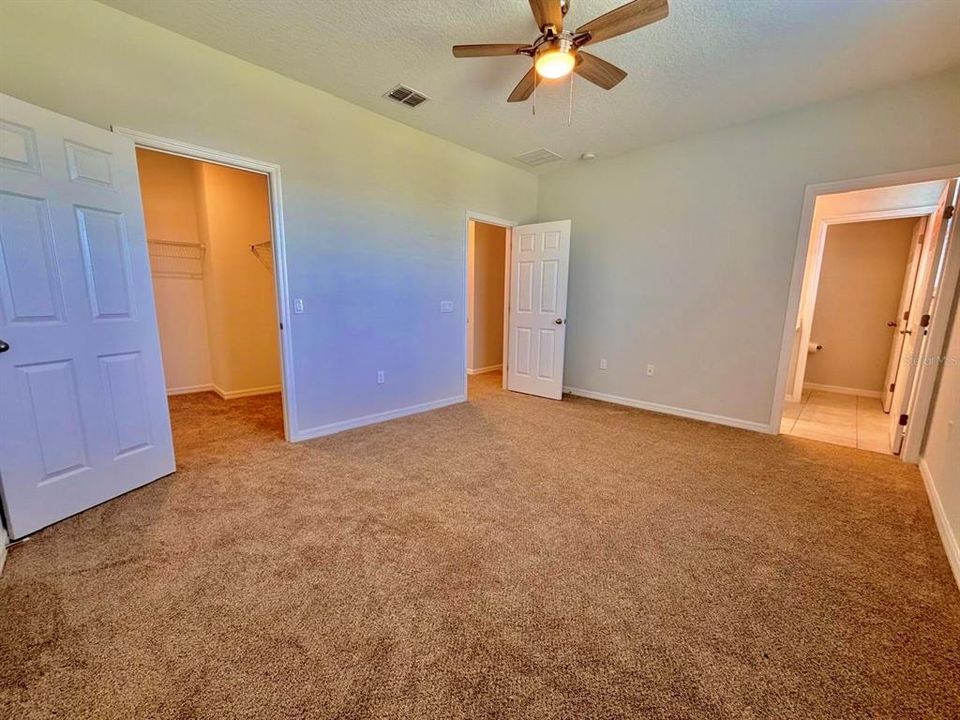 For Rent: $2,250 (3 beds, 2 baths, 1608 Square Feet)