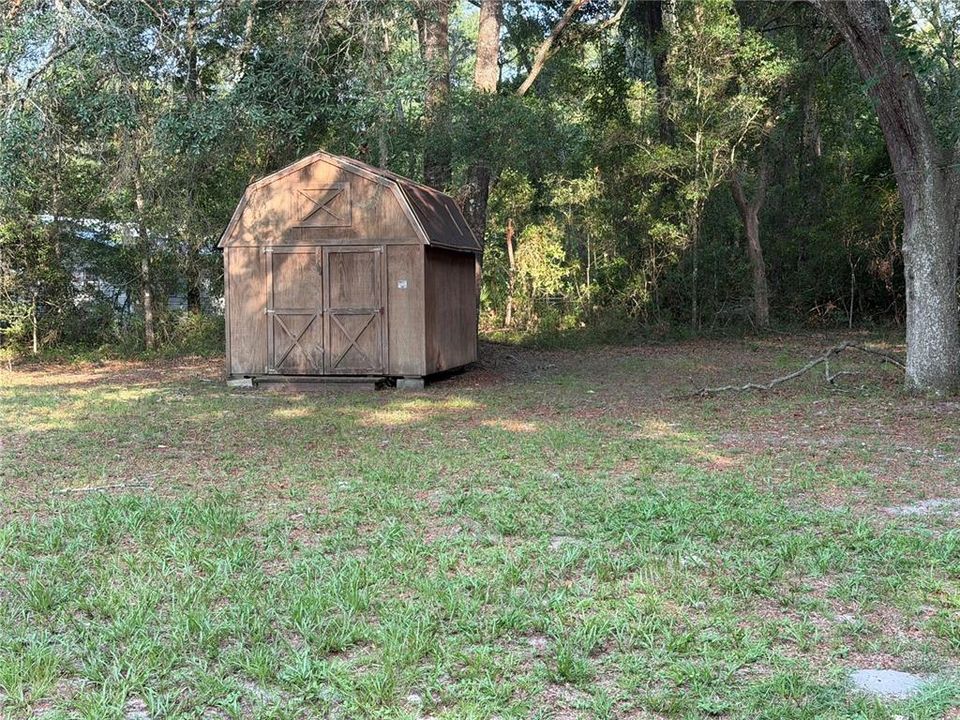 For Sale: $165,000 (3 beds, 2 baths, 1404 Square Feet)