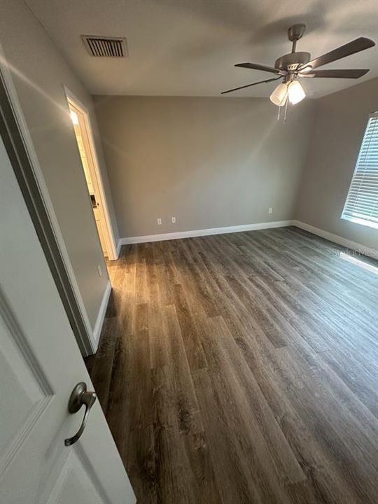 En Venta: $254,900 (3 camas, 2 baños, 1440 Pies cuadrados)