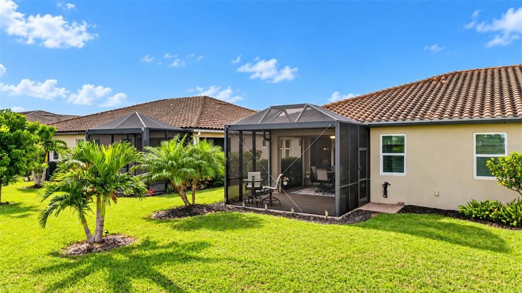 For Sale: $354,500 (2 beds, 2 baths, 1432 Square Feet)