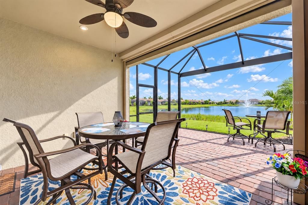 For Sale: $354,500 (2 beds, 2 baths, 1432 Square Feet)