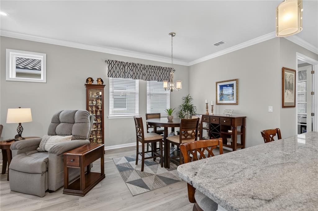 For Sale: $354,500 (2 beds, 2 baths, 1432 Square Feet)