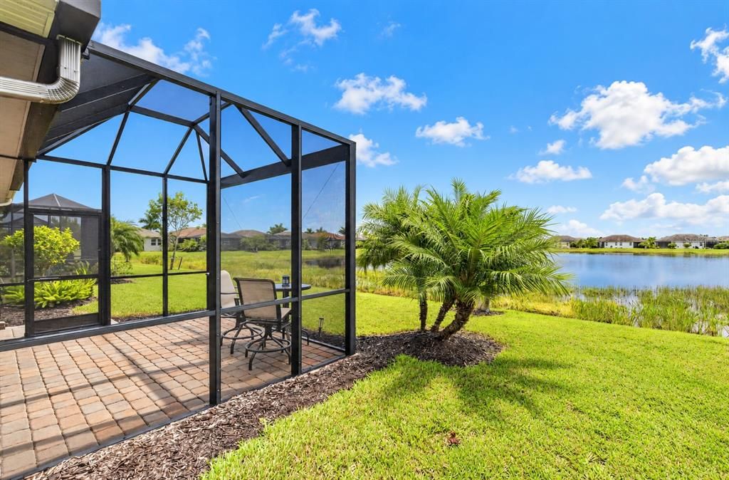 For Sale: $354,500 (2 beds, 2 baths, 1432 Square Feet)