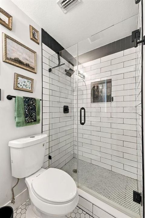 En Venta: $500,000 (3 camas, 2 baños, 1926 Pies cuadrados)