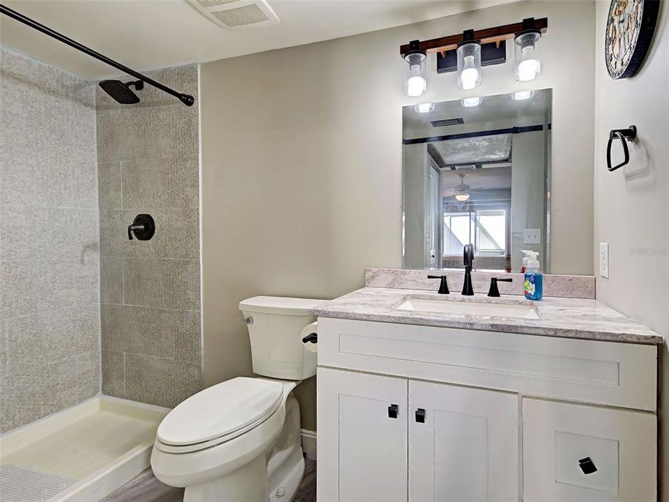For Sale: $249,900 (2 beds, 2 baths, 1175 Square Feet)