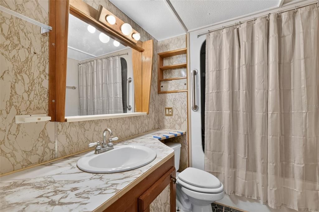 En Venta: $113,999 (2 camas, 1 baños, 676 Pies cuadrados)