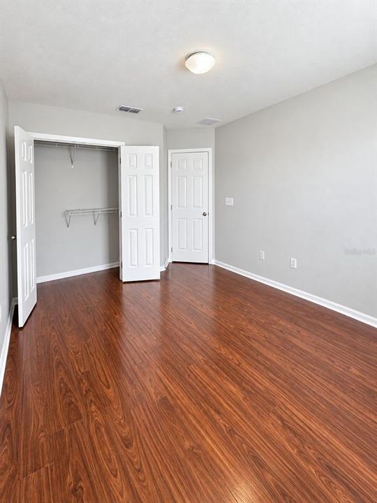 En Venta: $249,999 (3 camas, 3 baños, 1504 Pies cuadrados)