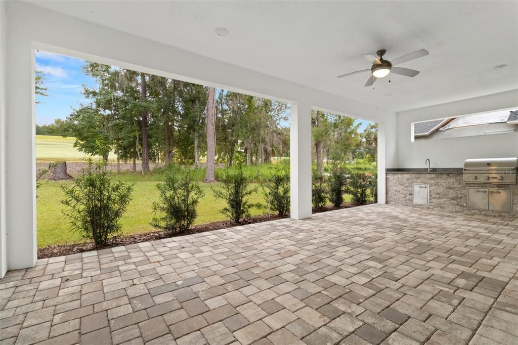 For Sale: $579,900 (4 beds, 3 baths, 2532 Square Feet)