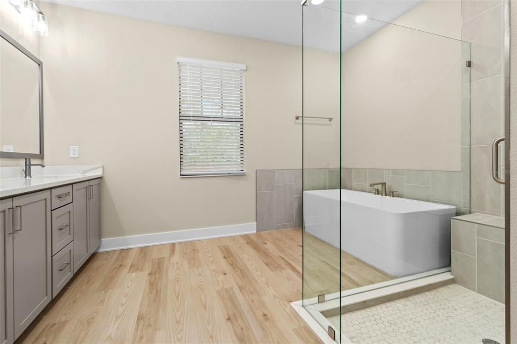 For Sale: $579,900 (4 beds, 3 baths, 2532 Square Feet)