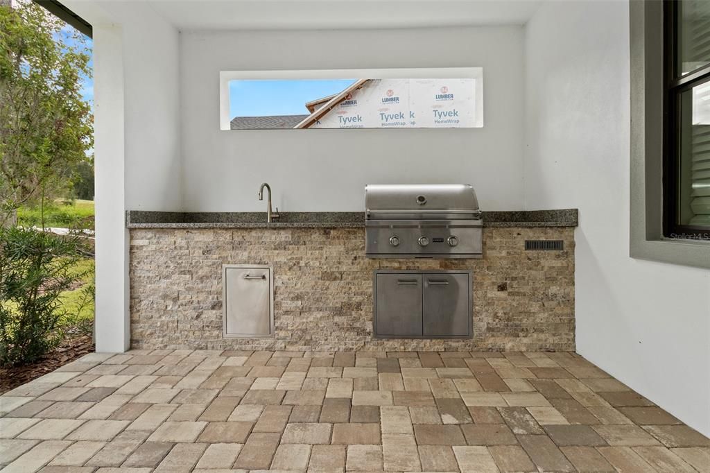 For Sale: $579,900 (4 beds, 3 baths, 2532 Square Feet)