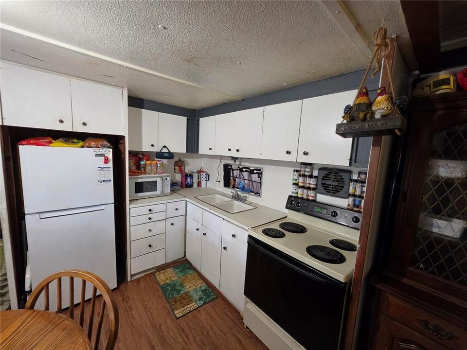 For Sale: $50,000 (2 beds, 1 baths, 480 Square Feet)