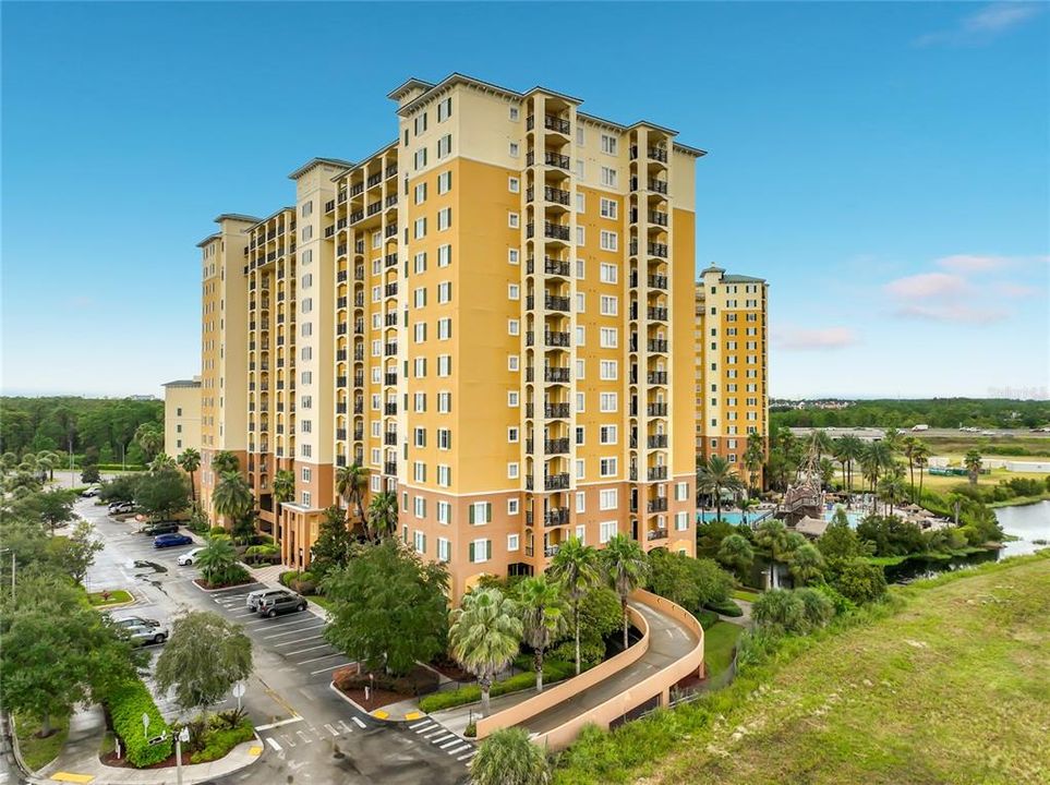En Venta: $177,000 (2 camas, 2 baños, 1060 Pies cuadrados)