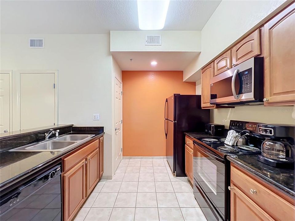En Venta: $177,000 (2 camas, 2 baños, 1060 Pies cuadrados)