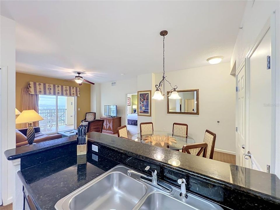 En Venta: $177,000 (2 camas, 2 baños, 1060 Pies cuadrados)