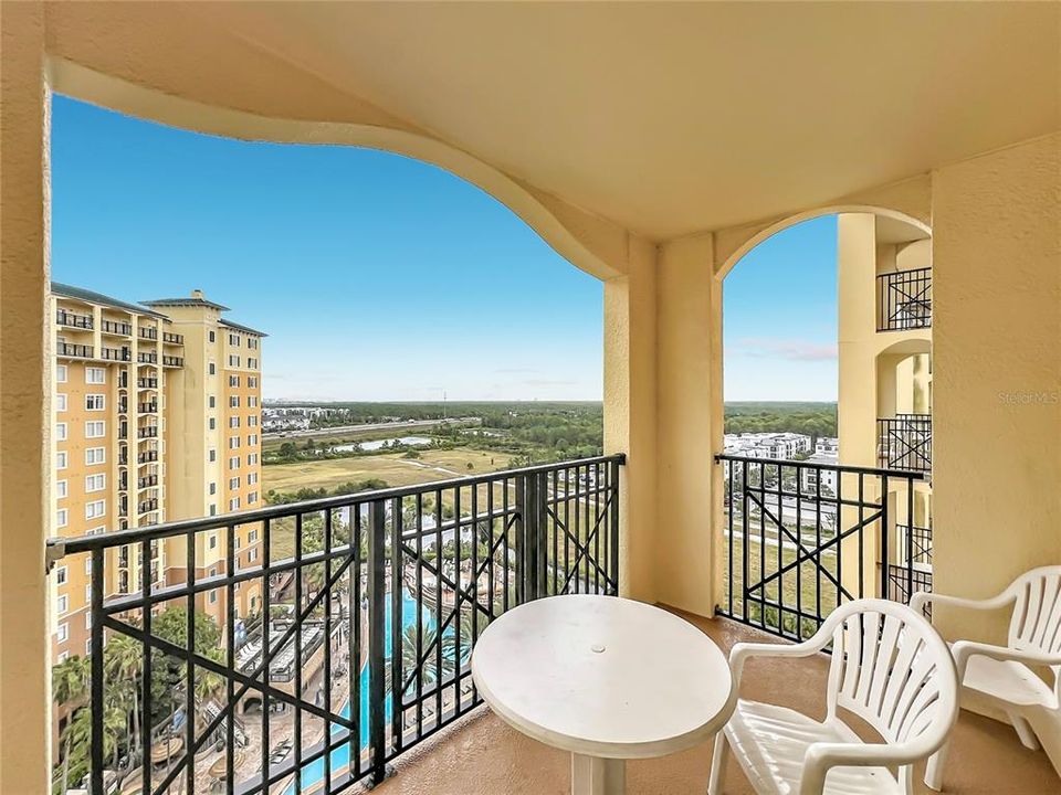 En Venta: $177,000 (2 camas, 2 baños, 1060 Pies cuadrados)