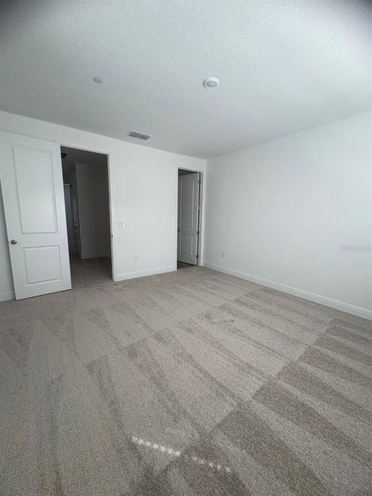 For Rent: $3,500 (3 beds, 2 baths, 1649 Square Feet)