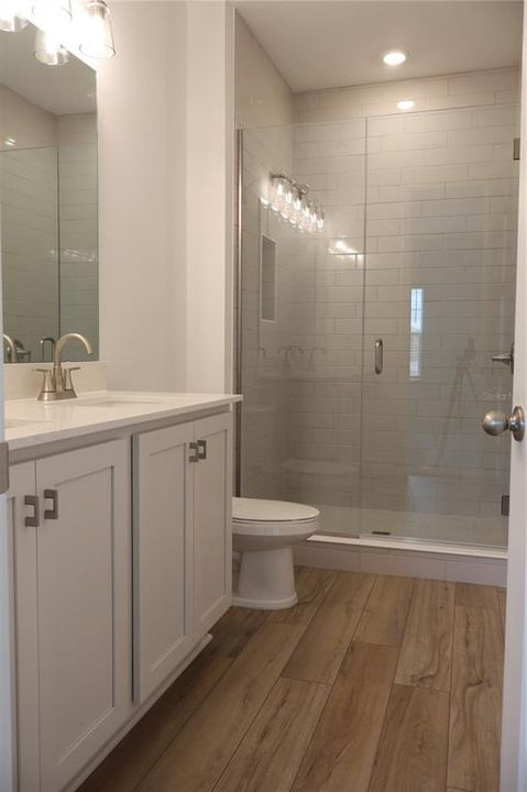 For Rent: $3,500 (3 beds, 2 baths, 1649 Square Feet)