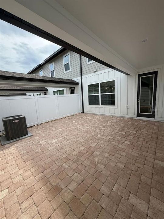 For Rent: $3,500 (3 beds, 2 baths, 1649 Square Feet)