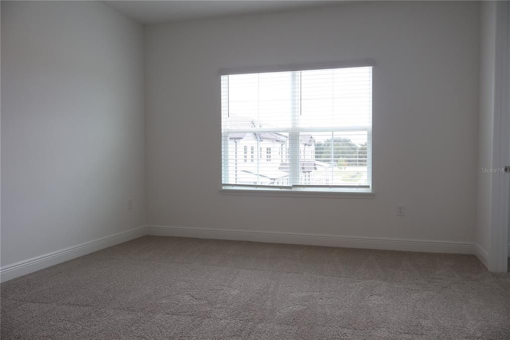For Rent: $3,500 (3 beds, 2 baths, 1649 Square Feet)