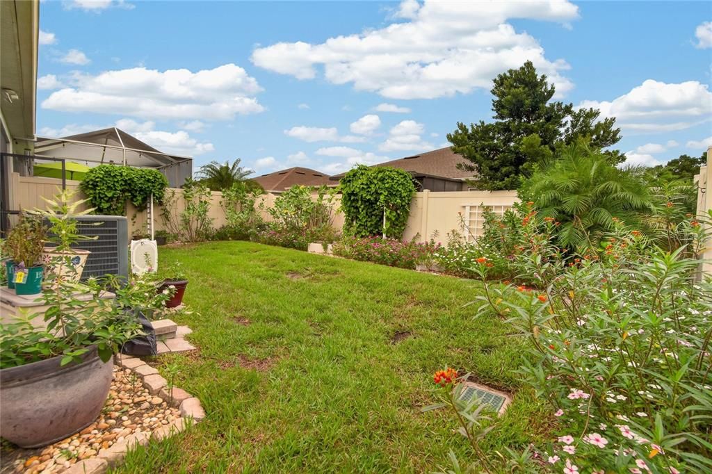 For Sale: $305,000 (3 beds, 2 baths, 1532 Square Feet)