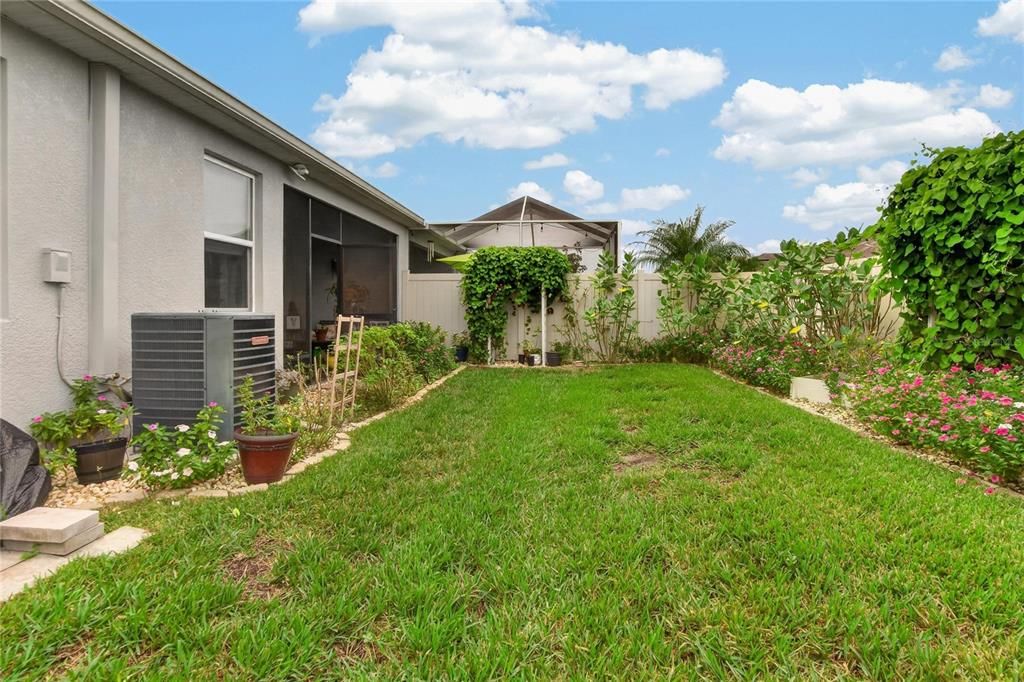 For Sale: $305,000 (3 beds, 2 baths, 1532 Square Feet)