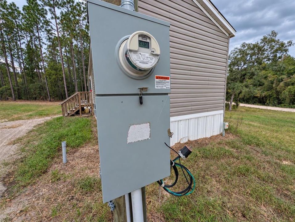 For Sale: $169,000 (3 beds, 2 baths, 936 Square Feet)