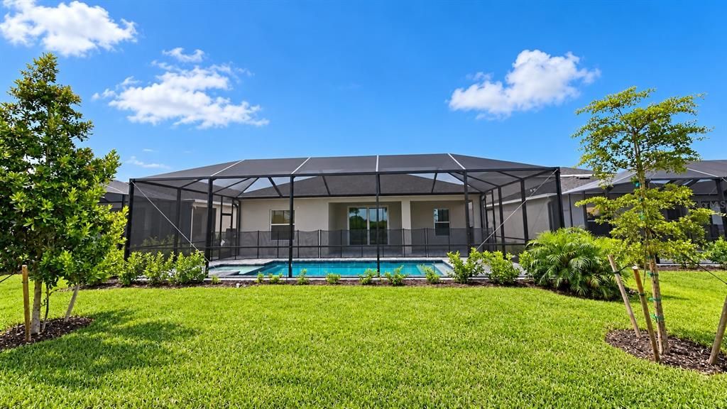For Sale: $439,499 (3 beds, 3 baths, 2198 Square Feet)