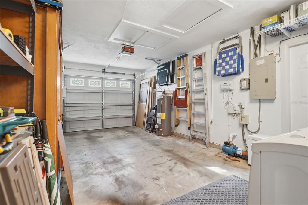 На продажу: $395,000 (2 спален, 2 ванн, 1290 Квадратных фут)
