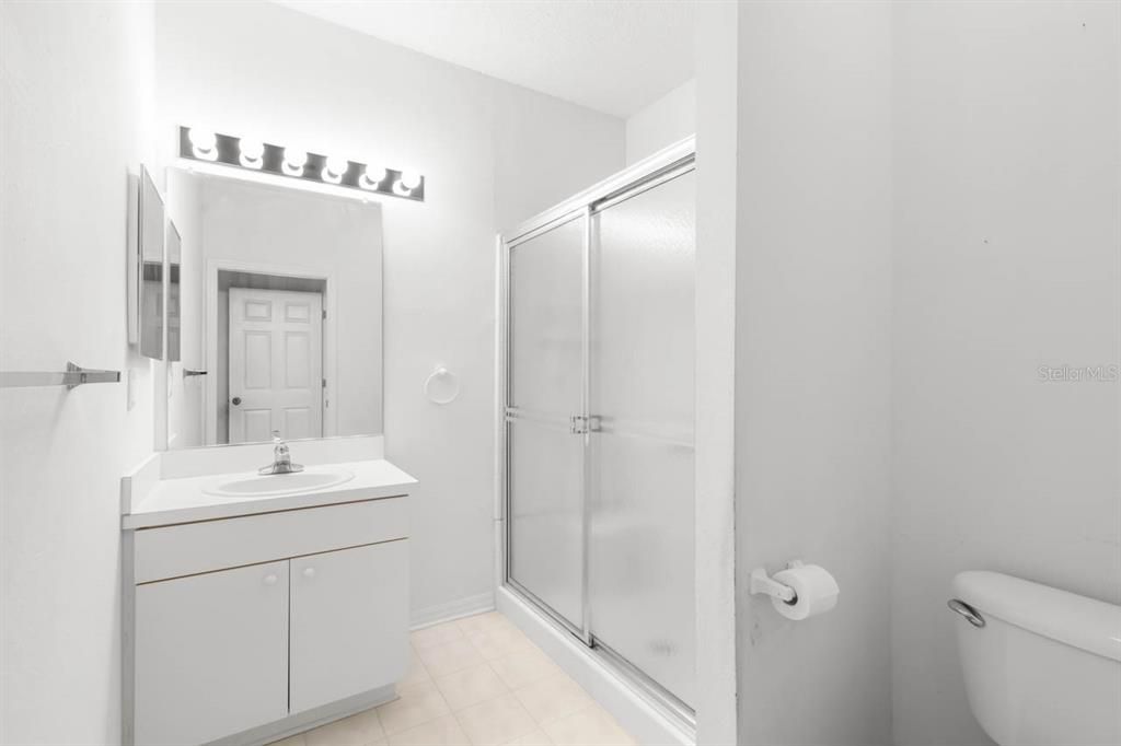 For Sale: $158,000 (2 beds, 2 baths, 1075 Square Feet)