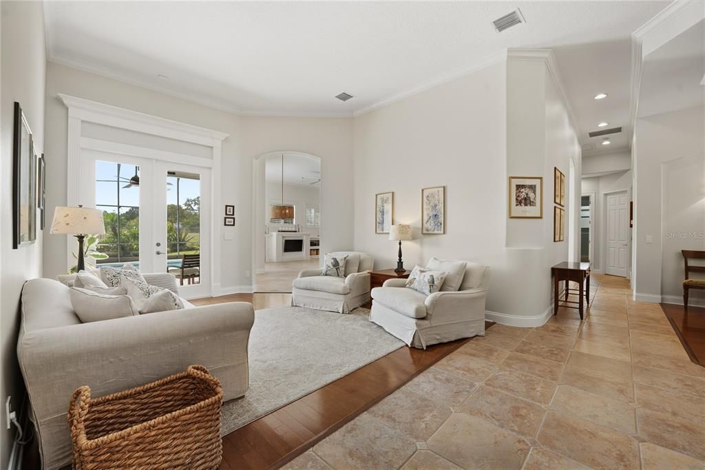 En Venta: $1,095,000 (4 camas, 3 baños, 3607 Pies cuadrados)