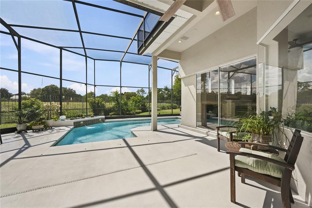En Venta: $1,095,000 (4 camas, 3 baños, 3607 Pies cuadrados)