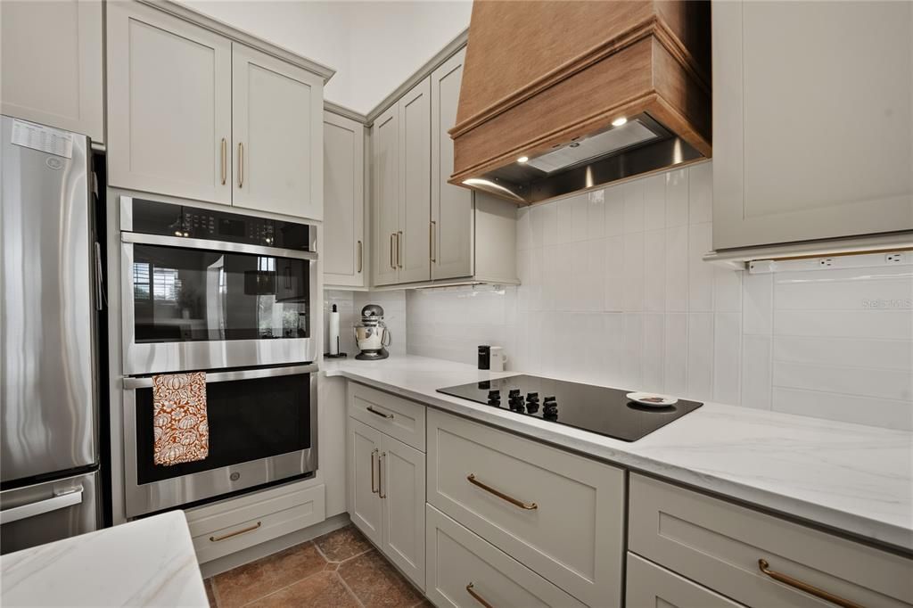 En Venta: $1,095,000 (4 camas, 3 baños, 3607 Pies cuadrados)