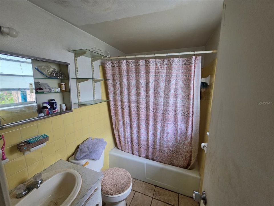 En Venta: $235,000 (2 camas, 0 baños, 1196 Pies cuadrados)