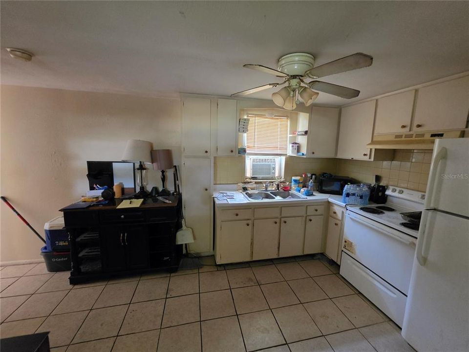 En Venta: $235,000 (2 camas, 0 baños, 1196 Pies cuadrados)