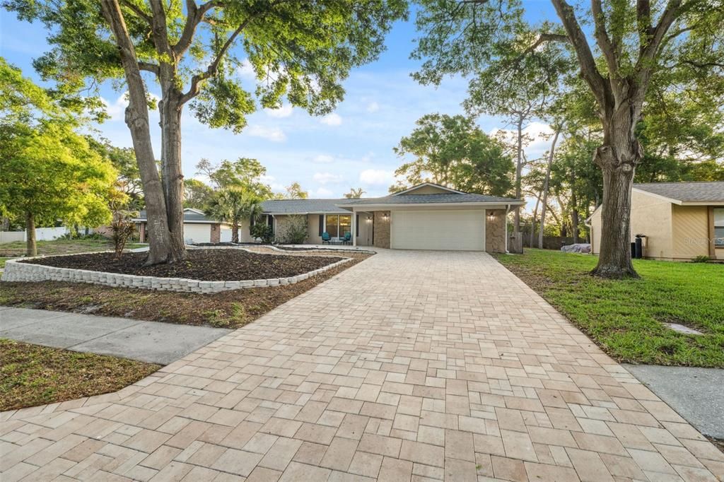 For Sale: $509,900 (4 beds, 2 baths, 1898 Square Feet)