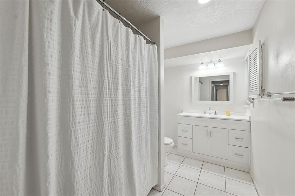 For Sale: $509,900 (4 beds, 2 baths, 1898 Square Feet)