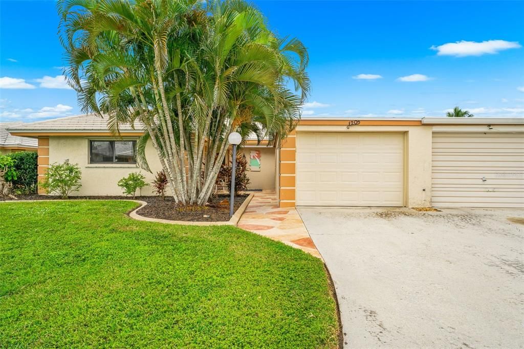 En Venta: $465,000 (2 camas, 2 baños, 1404 Pies cuadrados)