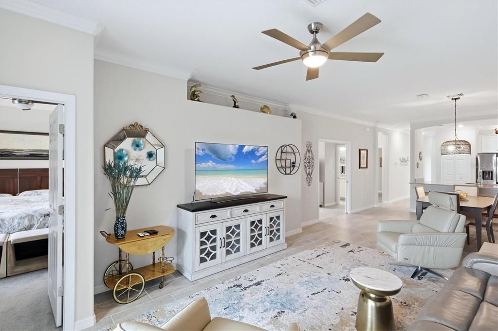 For Sale: $499,000 (3 beds, 2 baths, 1416 Square Feet)