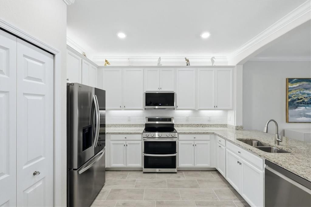 For Sale: $499,000 (3 beds, 2 baths, 1416 Square Feet)