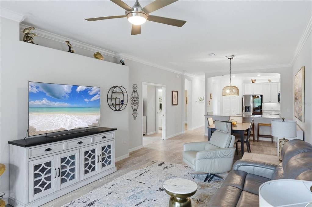 For Sale: $499,000 (3 beds, 2 baths, 1416 Square Feet)
