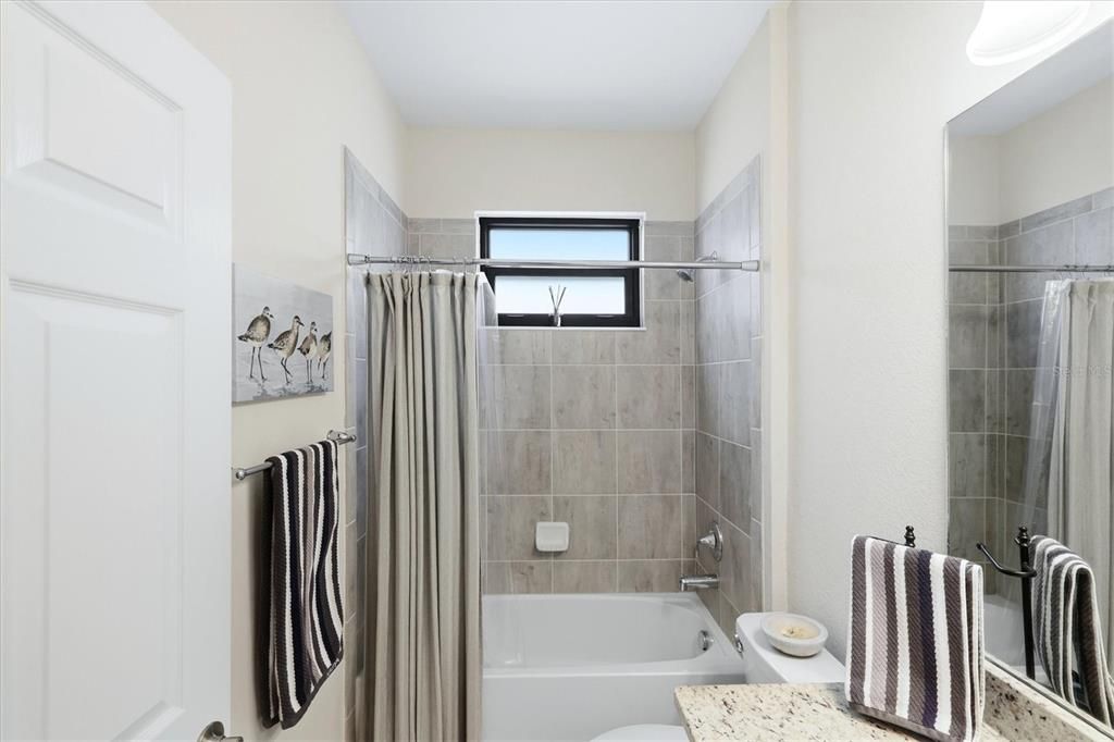 For Sale: $499,000 (3 beds, 2 baths, 1416 Square Feet)