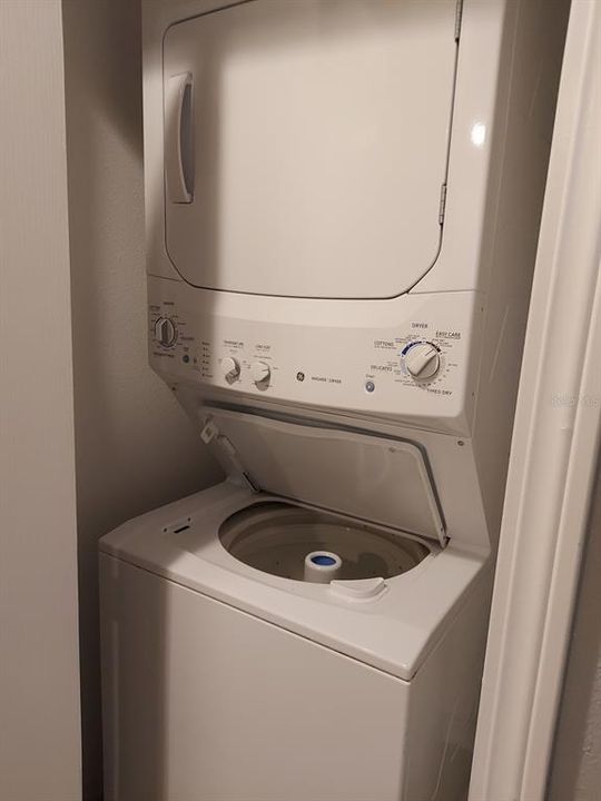 En Renta: $1,695 (2 camas, 2 baños, 1088 Pies cuadrados)